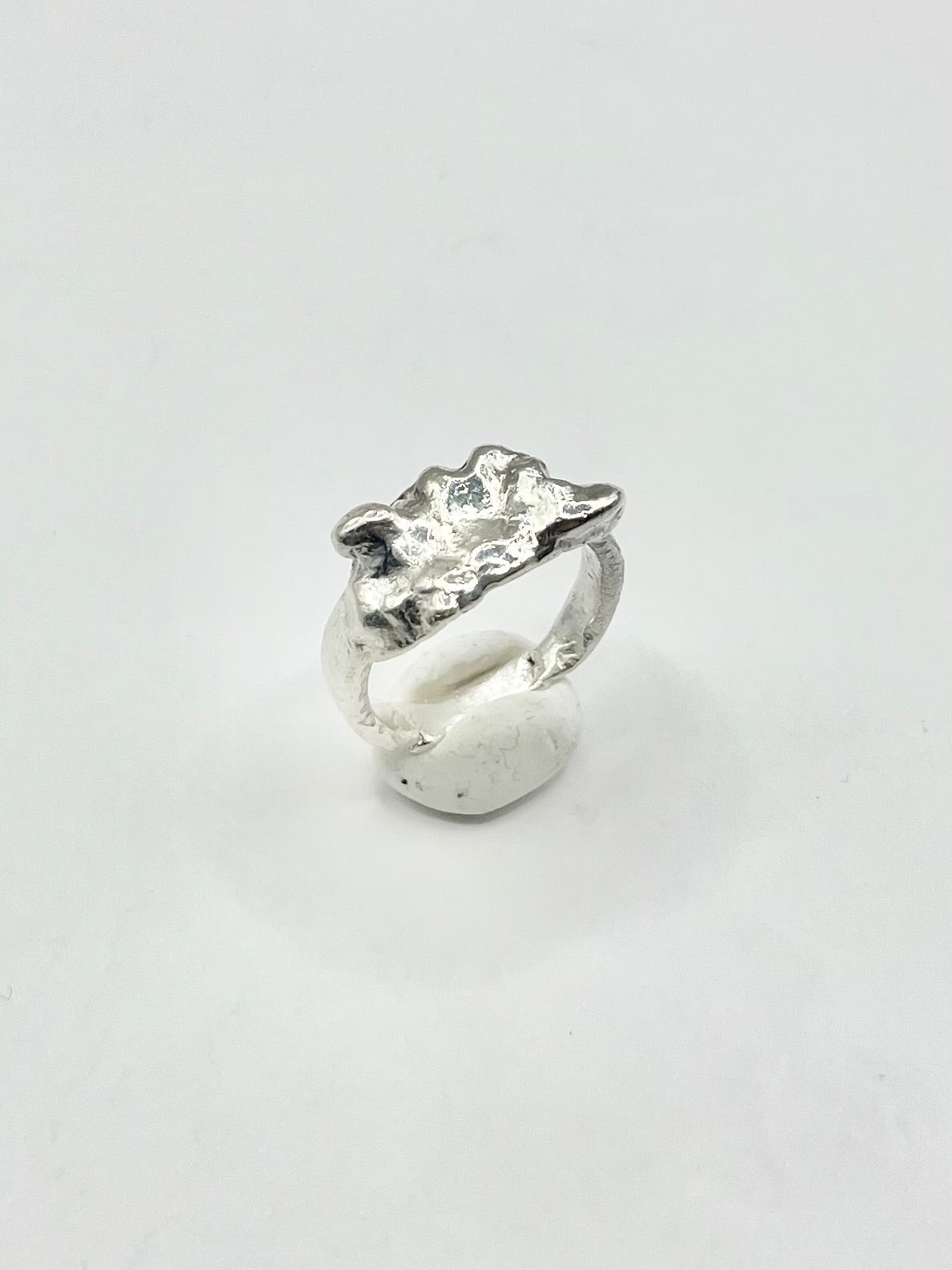 R005